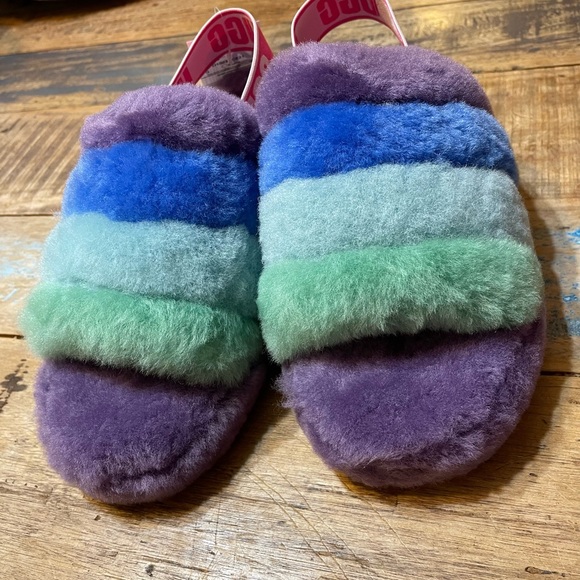 New UGG Fluff Yeah Slide Sandal - Picture 2 of 6